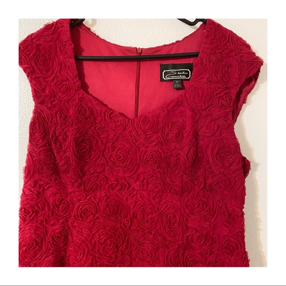 Studio Connections Swirl Textured Dress - Picture 2 of 7